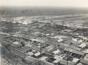 唐山山脚下的村庄